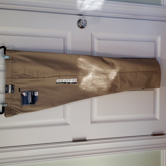 Izod Pants Nwt Izod Flat Front Khakis Big And Tall Sz 44 X 34